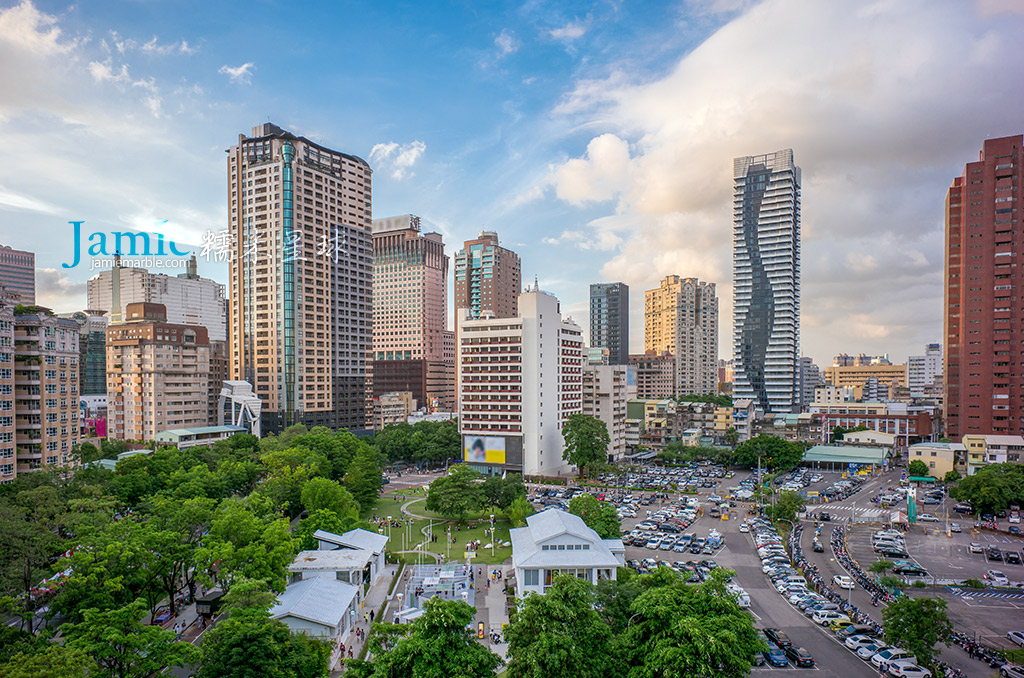 台中西區大樓景色